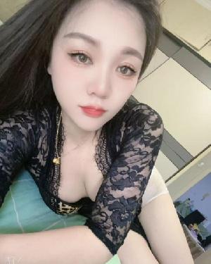 建邺区雅雅