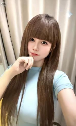 静安大胸雅雅