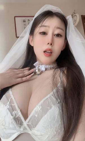 大胸御姐超嫩骚狐狸
