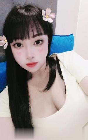 嫩鲍依依