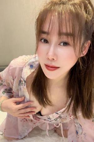 吴江性感美腿瑶瑶