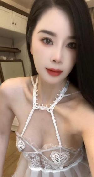 性感服务系少妇叶子
