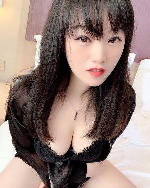 丰满配合水多小姐姐