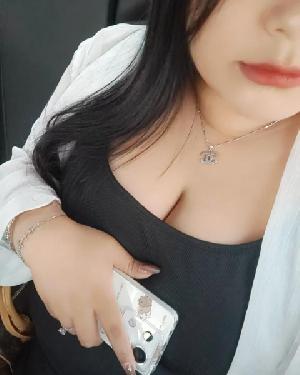 超爱的巨胸妹妹