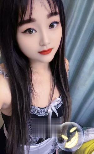 肤白貌美小骚货服务很到位