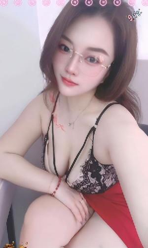 丰满巨乳骚女琳琳姐