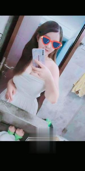 龙岗大奶静静