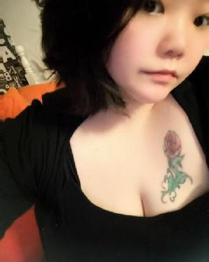 浦东大奶肥臀小少妇