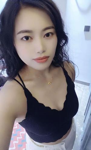 大嘴少妇服务很好