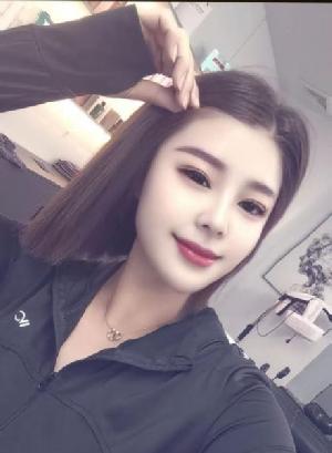 津南大胸靓丽
