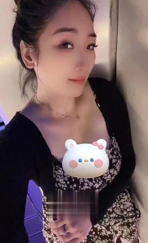 河区区漂亮姐姐
