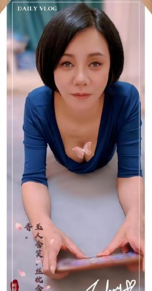 短发东方古典气质美女