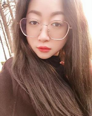 铁机路小嫂子