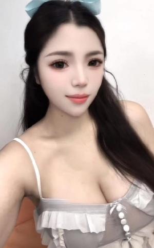 精品大奶妹子