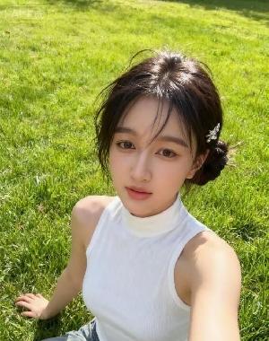 铂郡大厦小月