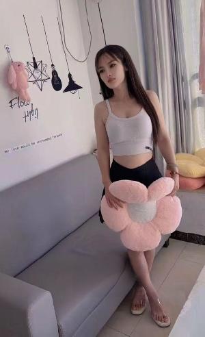 活好比较真实的一个妹妹