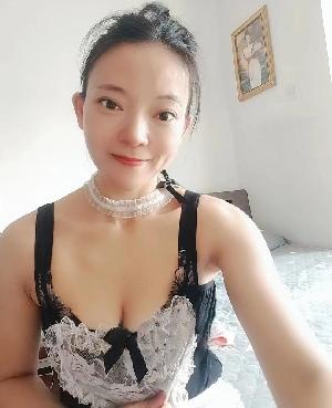 瑜伽老师叶子