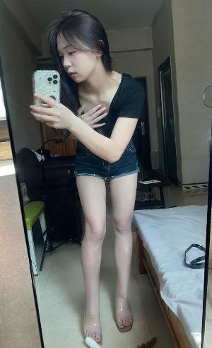 武侯清纯可爱有肉感妹妹