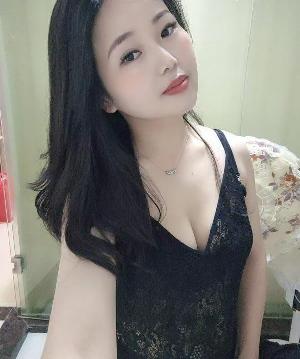 性感大胸御姐玫瑰