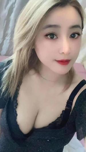 义乌大胸姐芬芬