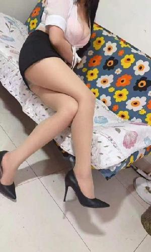 市中心肥臀轻熟女