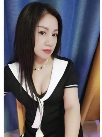 巨乳轻熟女