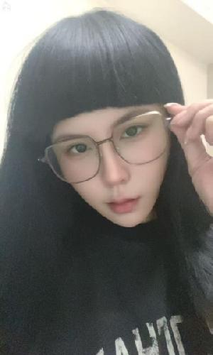 爱玩的小妖精