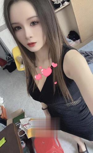 身材棒不做作 静静