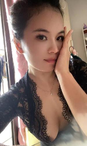 少妇佩琪