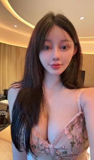 福田大胸瑜伽老师