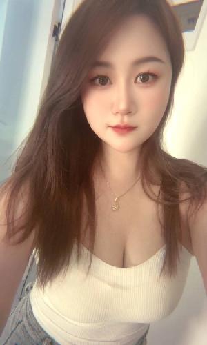 一线天丰乳萱萱