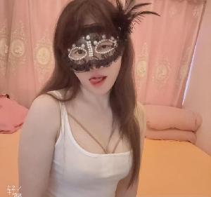 蜜桃骚臀玥玥