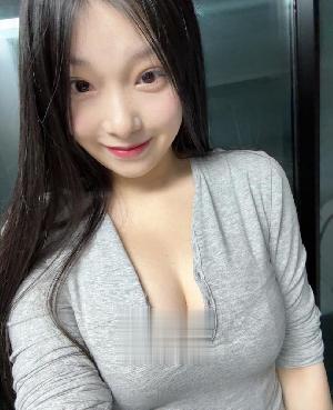 少妇大奶老师兼职送伟哥