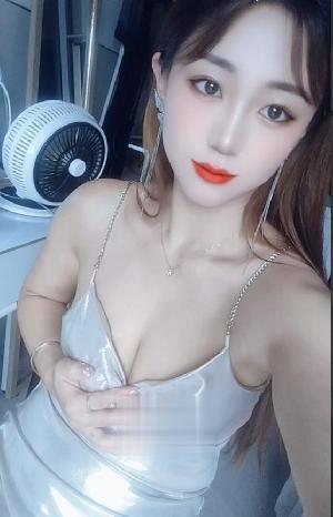 萧山可纯可欲美眉姿势随便搞