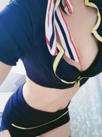 有女友感的制服小姐姐