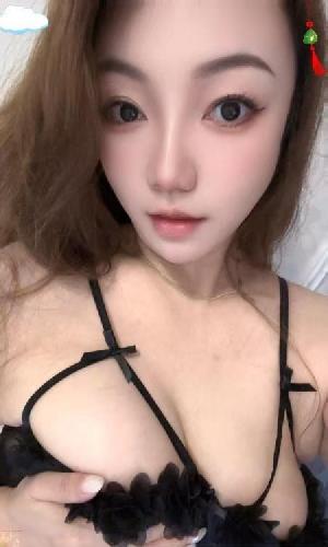 罗湖妩媚一笑