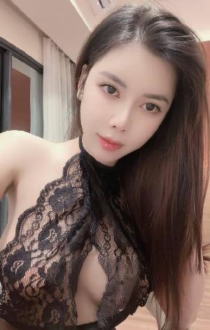 武昌白美大胸妹子