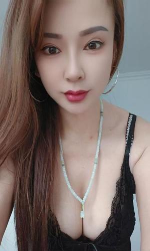 白俄混血E奶大胸