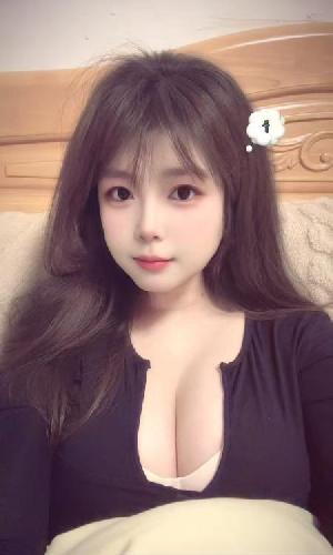 包河女友系大胸妹