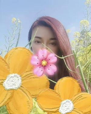 肥臀榨汁机小S