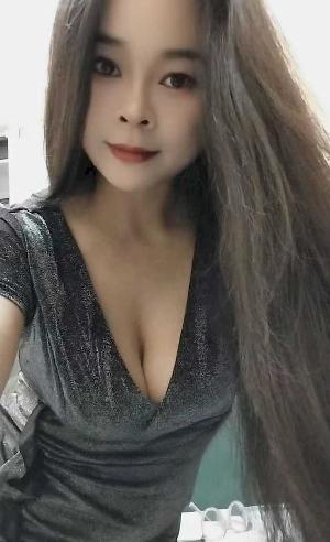白嫩少妇