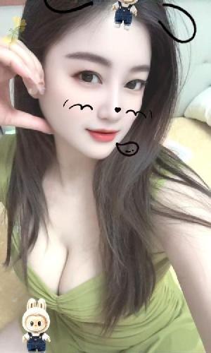 口爆大奶