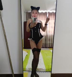 服务系小姐姐