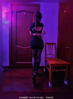 兰溪路舌吻大胸少妇