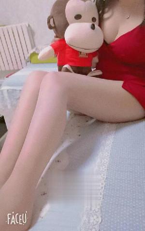 纯粹的少妇骚逼
