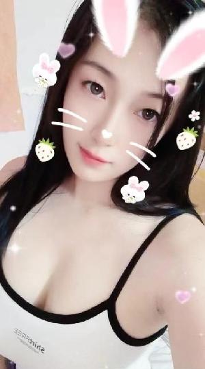 韵味十足会技能的妞儿
