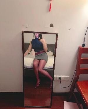 新吴大胸美少妇