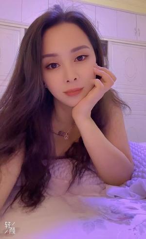 服务好大胸小姐姐