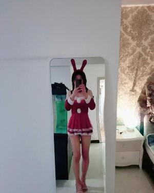 骚女巨乳高个鱼儿