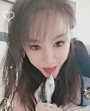 道具女王骚果果